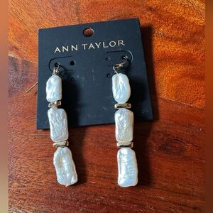 NEW Ann Taylor Linear Pearl Drop Earrings, gold, freshwater pearl